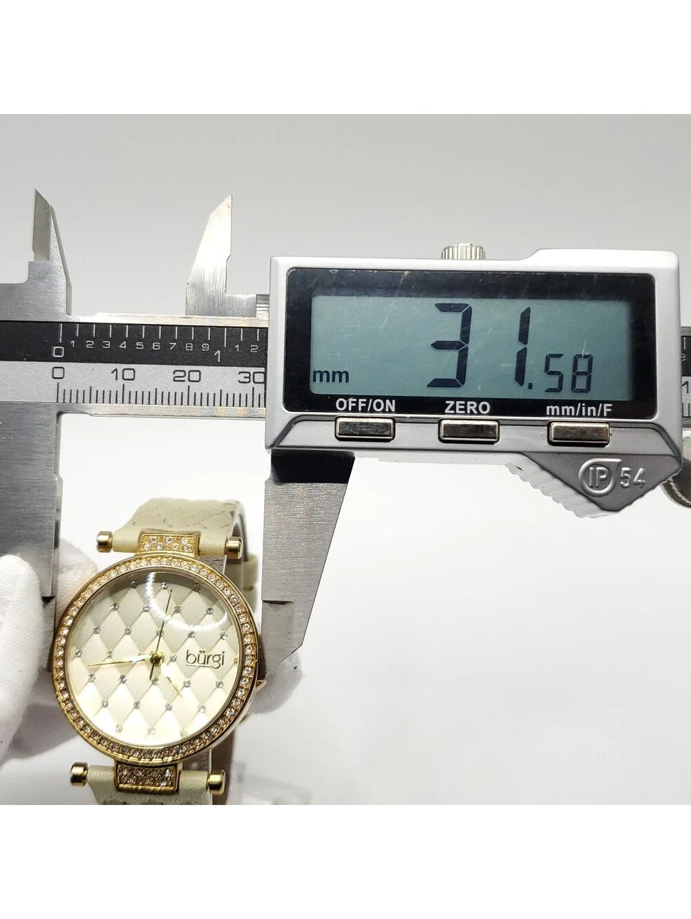 Burgi Quartz Womens Watch 31mm Gold Tone Rhinestone Bezel New Battery